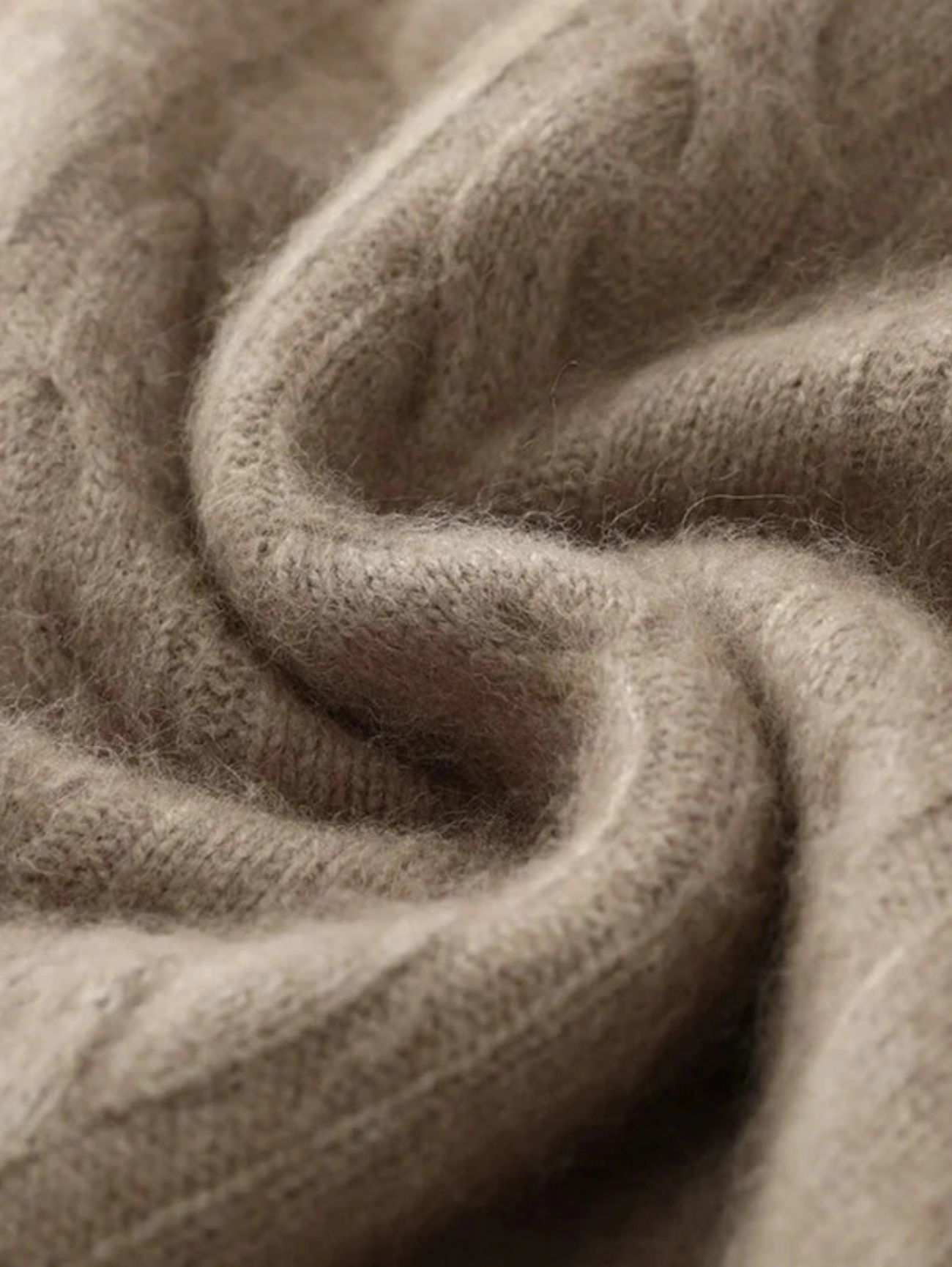 Women's Cable Knit Sweater